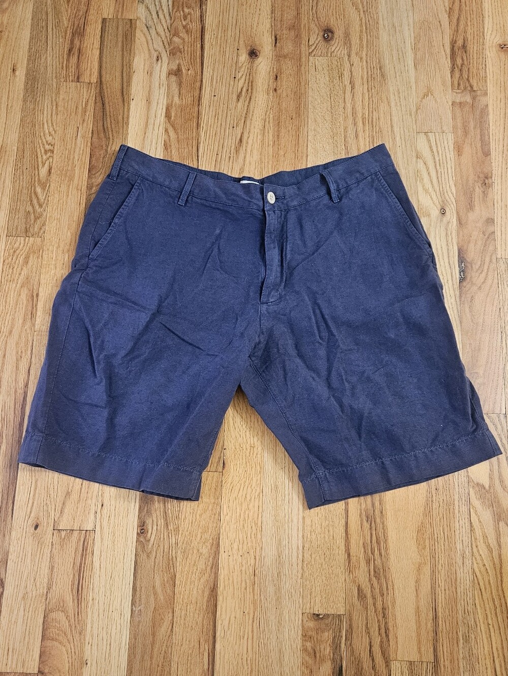 Faherty Malibu Linen-Cotton Chino Shorts in dark navy